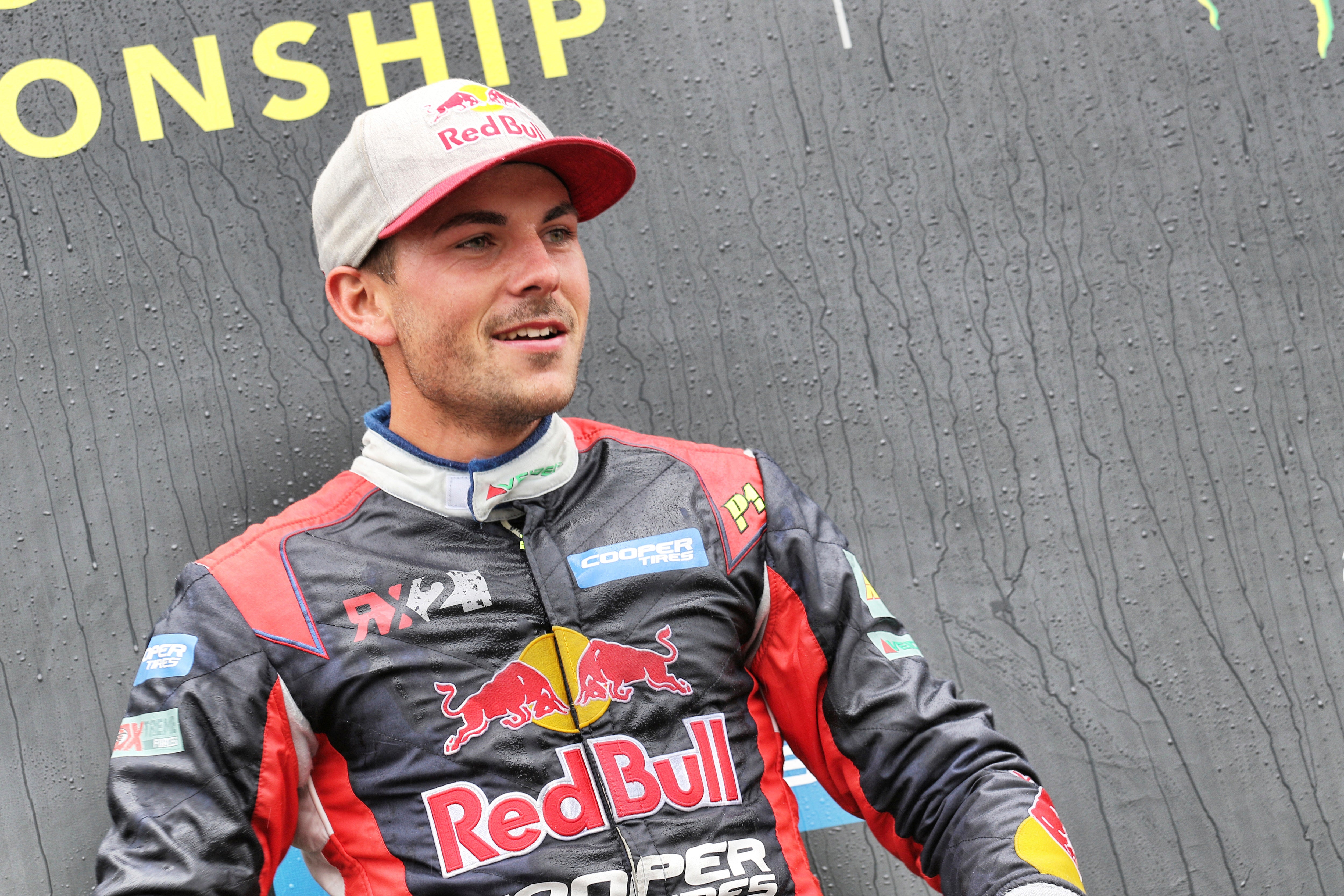 Can I buy a customised motorsport racesuit?